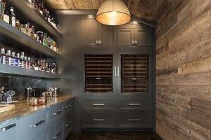 m_walk-in-pantry-and-bar-plank-wall